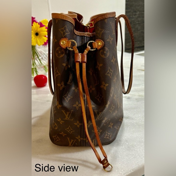 Louis Vuitton Neverfull Brown Monogram Tote - Picture 8 of 10